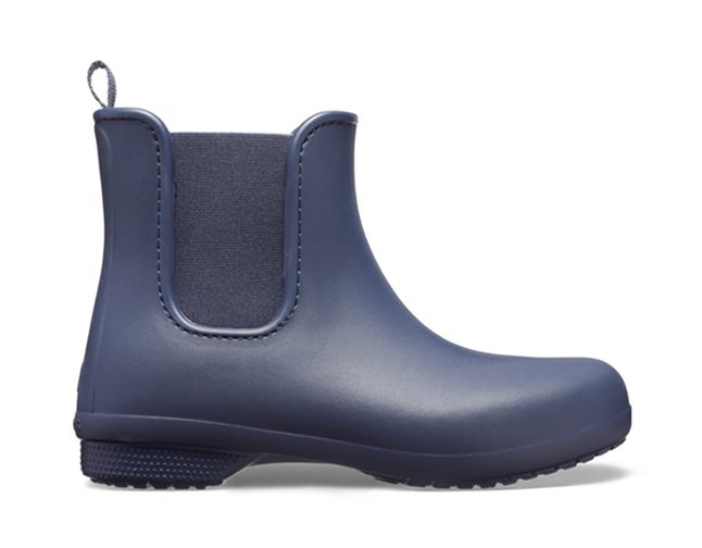 Crocs freesail deals chelsea boot reviews